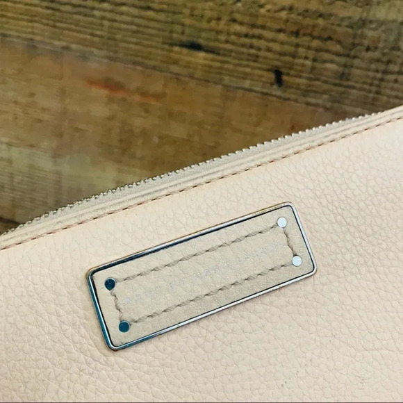 Marc By Marc Jacobs Large Leather Wallet - Picture 3 of 6